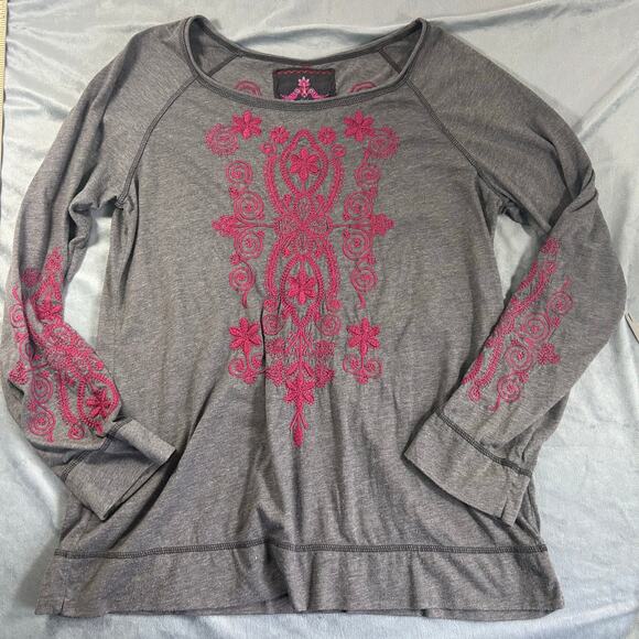 Johnny Was Charcoal Top with darker red Embroidery - Picture 3 of 7